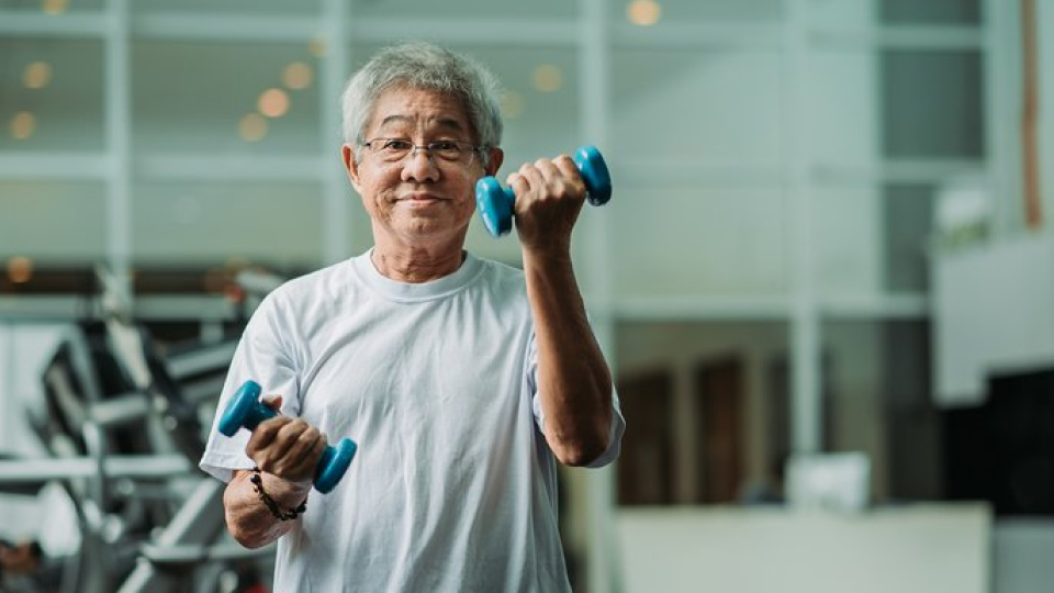 노인 02.png