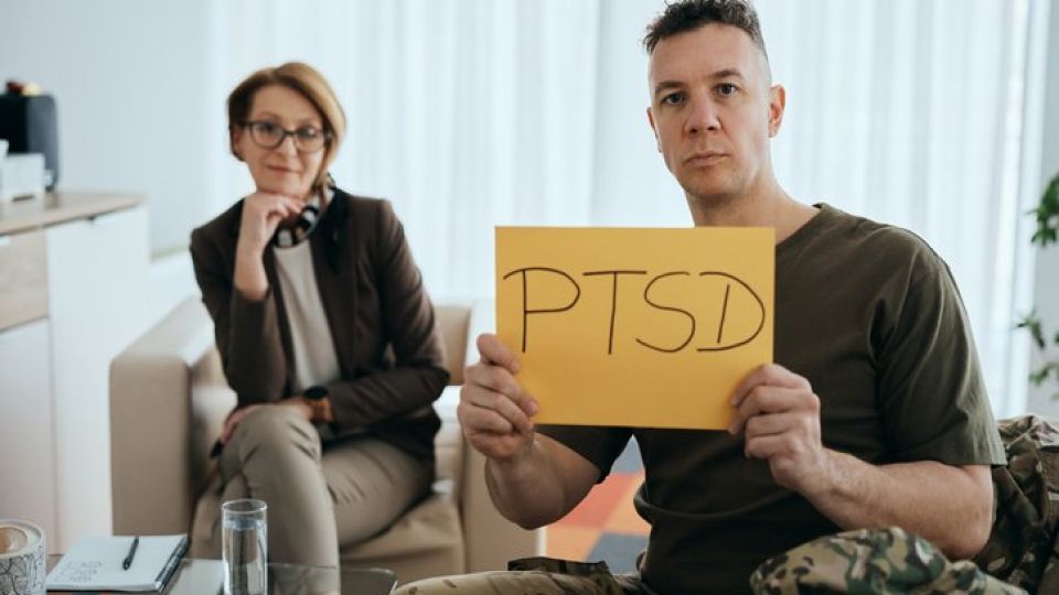 PTSD,외상후스트레스장애,PTSD정의,PTSD진단,PTSD치료,PTSD증상,PTSD진단기준,SSRI