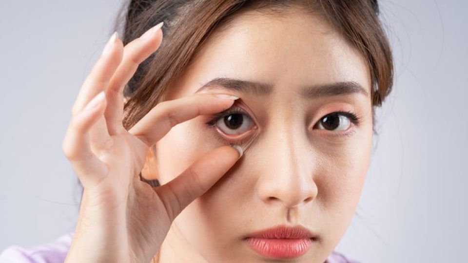 여름철눈병,여름유행성안질환,유행성결막염,유행성각결막염,급성출혈성결막염,인후결막염,여름눈병예방,여름눈병