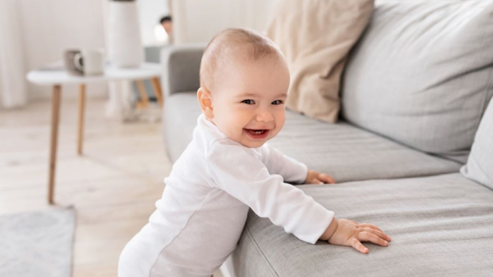 걸음마, 아기걸음, 걷기연습, 까치발, 팔자걸음