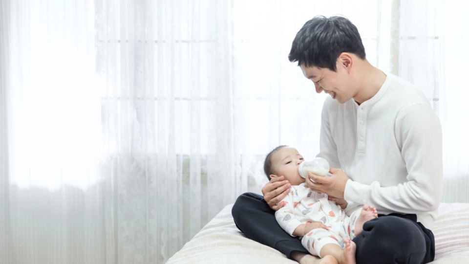 모유, 모유수유, 초유양, 분유, 재수유, 혼합수유, 유방마사지