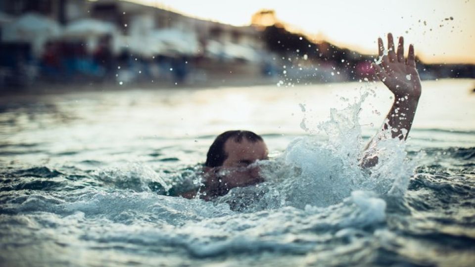 표류사고, 생존수영,익사,나만의닥터,물놀이,물놀이수영,여름안전사고,여름수영,계곡,바다,구조대