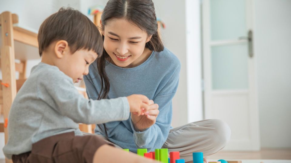 손가락빨기, 손가락빠는습관, 손가락피부염, 6개월아기, 공갈젖꼭지