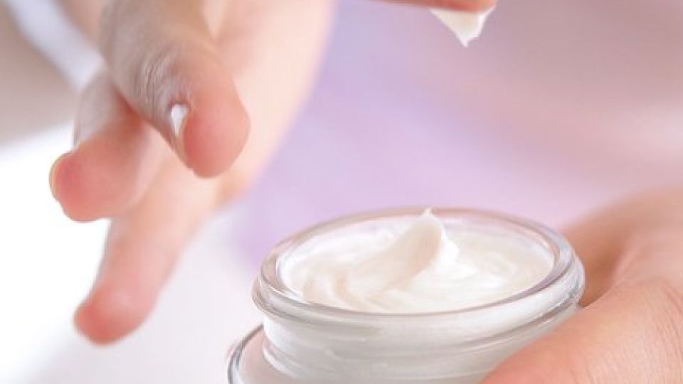 성형수술, 성형, 염증, 항생제, 자외선, 재생크림, 리프로덤겔