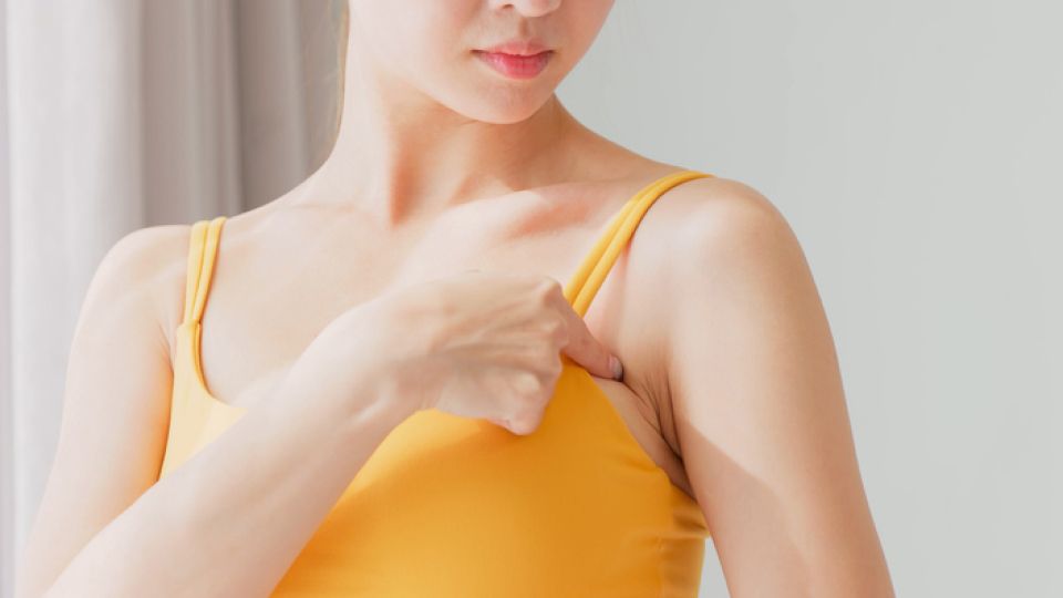 민소매, 겨드랑이살, 스트레칭, 기지개, 부유방, 부유방의심, 부유방 자가진단