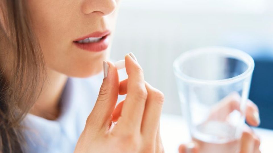 알약, 알약색깔, 알약쪼개먹기, 알약쪼개서, 알약부숴먹기, 알약종류, 알약사용기한, 알약유통기한