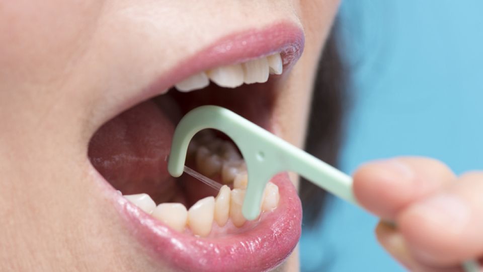 구강건강, 치매, 인지능력, 치실, 금연, 양치시간, 음료수