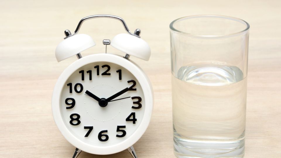 기지개, 공복, 물, 과일, 공복 과일