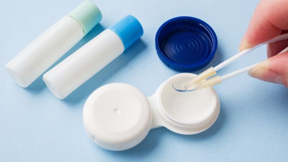 알레르기성결막염, 결막염, 알레르기, 꽃가루, 결막염증상. 결막염렌즈, 결막염원인, 결막염예방