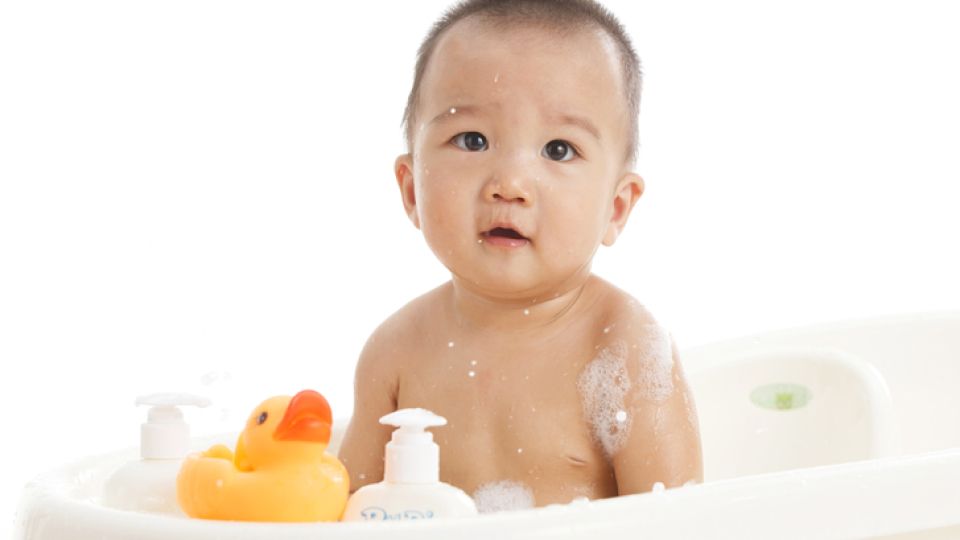 신생아, 체중, 발열, 신장, 호흡, 감각, 목욕, 발열