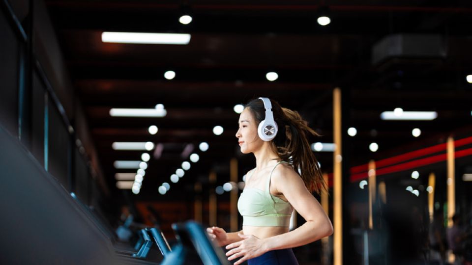 우울증, 슬픈 음악, 운동 효과, 빠른 음악, 통증 완화