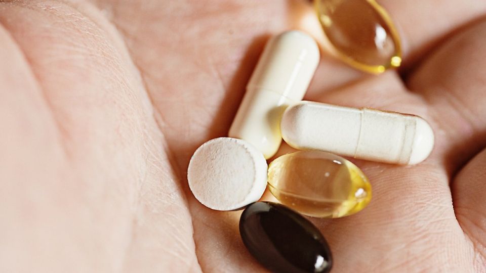 환절기, 환절기질환, 안구건조증, 안구건조증예방, 안구건조증증상, 비염, 환절기비염, 환절기결막염