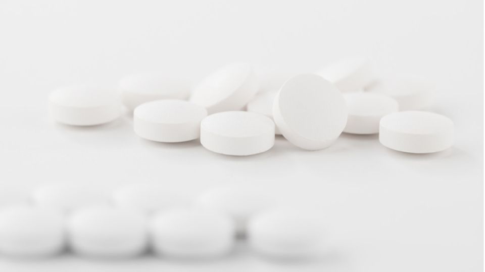 여드름, 여드름약, 먹는여드름약, 이소티논, 니메겐, 로아큐탄, 트레인, 트레논, 클리어틴, 크레오신티, 스티바A, 여드름약처방, 여드름약가격, 비대면진료, 비대면여드름약, 여드름비대면, 여드름진료, 여드름약국, 여드름병원, 여드름피부과, 약배송, 약배달